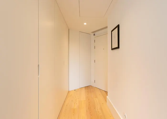 Chic 1-br Flat In Award-winning Building דירה פורטו