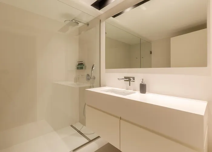 Chic 1-br Flat In Award-winning Building דירה פורטו