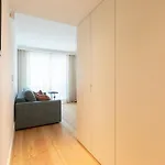 Chic 1-br Flat In Award-winning Building Διαμέρισμα Πόρτο