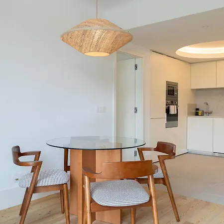Apartment Chic 1-br Flat In Award-winning Building Porto