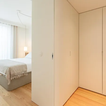 Chic 1-br Flat In Award-winning Building * Porto