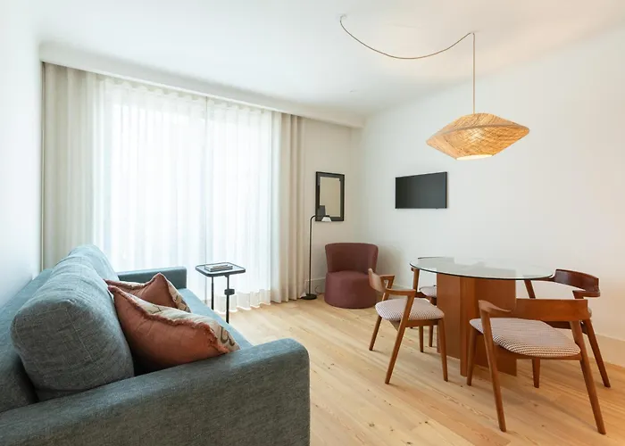 Chic 1-br Flat In Award-winning Building Daire