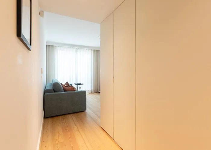 Chic 1-br Flat In Award-winning Building Appartement Oporto