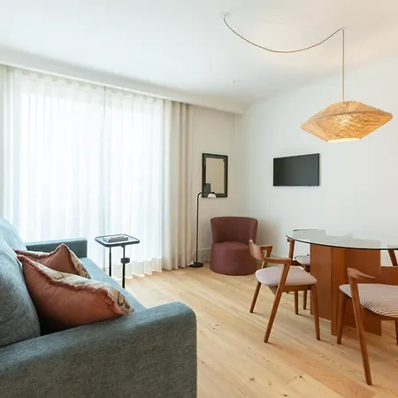 Chic 1-br Flat In Award-winning Building Apartmán